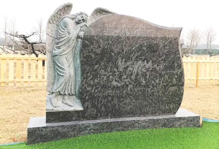 Memoriali, lapidi e monumenti
