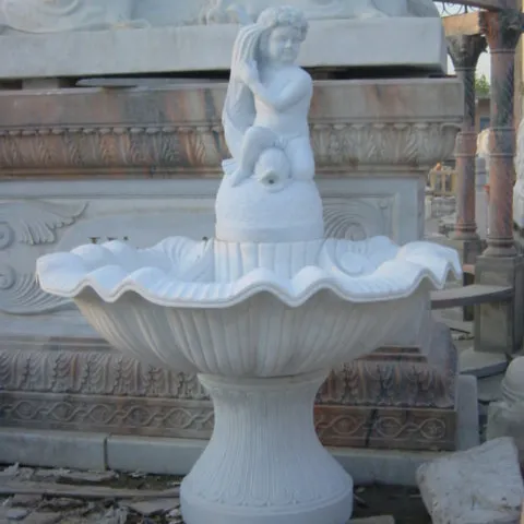  Fontana a cherubino in marmo 