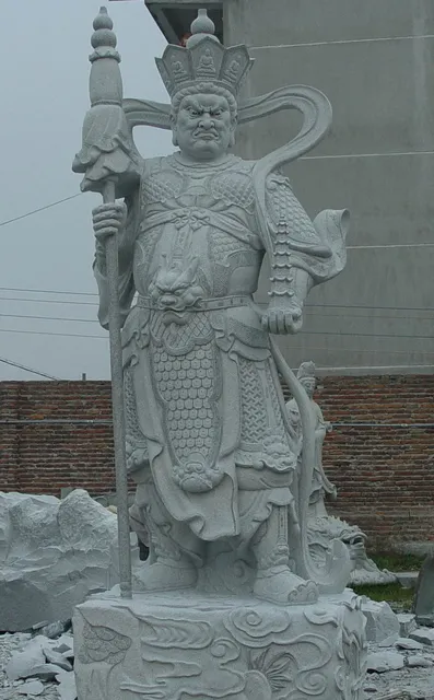 Quattro statue dei Re Celesti (granito) 